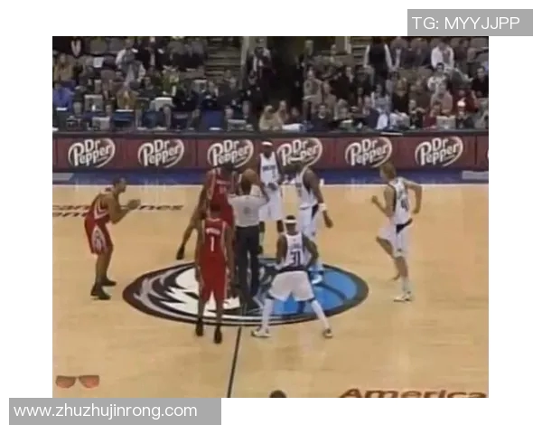 2007年NBA季后赛火箭与爵士激战回顾两队经典对决的精彩瞬间与战术分析